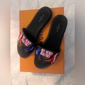 Louis Vuitton sandals  size 37 UK / 7 US